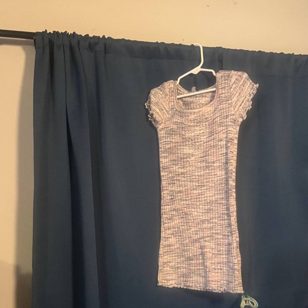 Old Navy Textured Knit Top in Blue and White